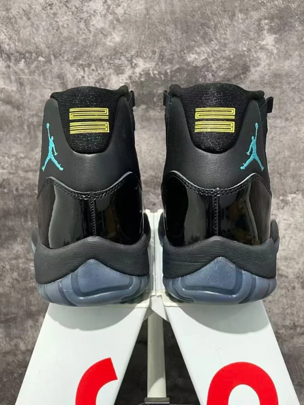 Jordan Air Jordan 11 Retro Gamma Mens Lifestyle Shoes Black